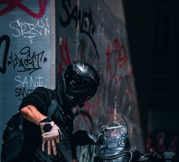 Plecak dla motocyklisty – jaki model sprawdzi się najlepiej w trasie?