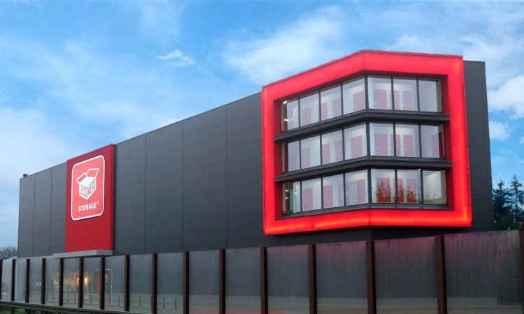 Wspólne życie bez chaosu – jak pogodzić dwa mieszkania i rozpocząć nowy etap w związku?